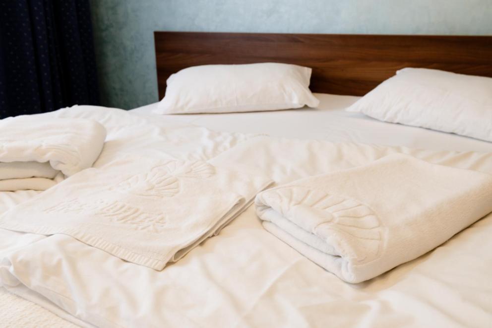 La Coltul Castelului Bran Boutique Hotel Luaran gambar